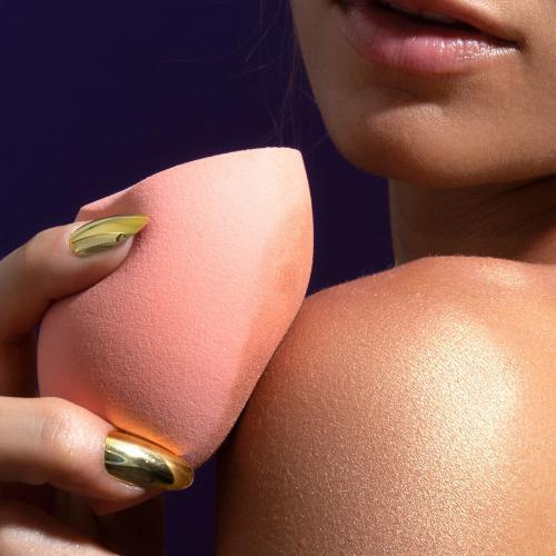 Actual product image Real Techniques Miracle