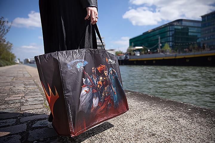 Actual product image Konix Sac Cabas Planeswalkers - Magic The Gathering
