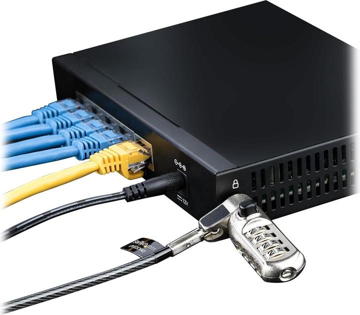 Actual product image StarTech Unmanaged 2.5G Switch 5 Port Gigabit Switch 2.5GBASE-T Unmanaged Switch Backward Compat (5 Ports)
