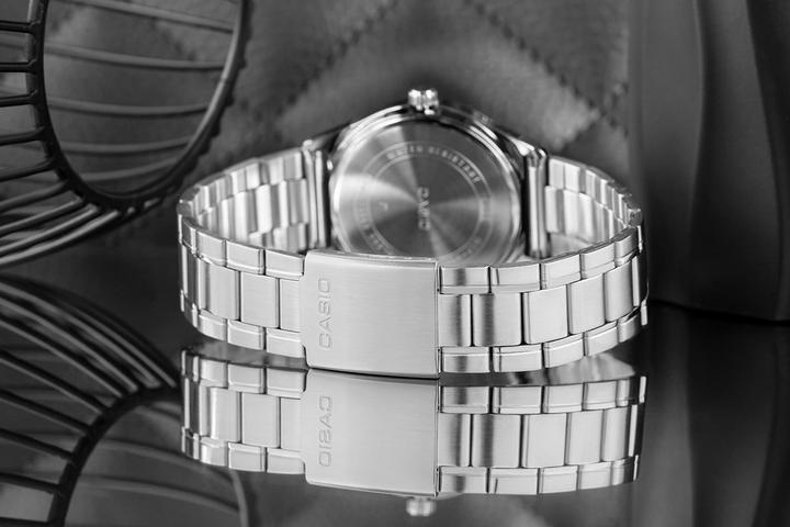 Actual product image Casio MTP-V006D-1B2UDF Herrenuhr + BOX