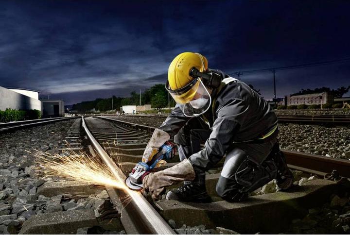 Produktbild Bosch Professional GWS 18V-11 (125 mm)