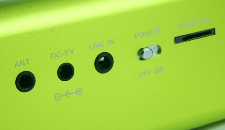 Actual product image Technaxx Musicman Ma Soundstation (5 h, Electrical connection, Rechargeable battery operated)