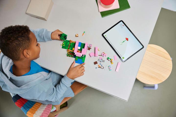 Produktbild LEGO Das Babyschwein-Haus (21268, LEGO Minecraft)