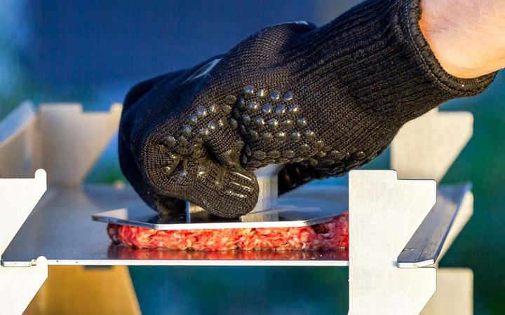 Image du produit Fennek Grill Gant pour barbecue avec logo, noir (Silicone, Kevlar)
