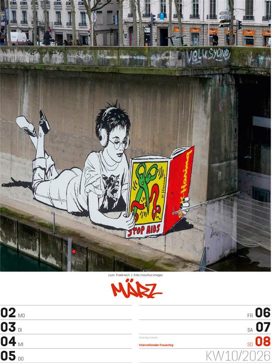 Actual product image Street Art - Graffiti - Wochenplaner Kalender 2026 (25 x 33 cm, Hardcover, German)