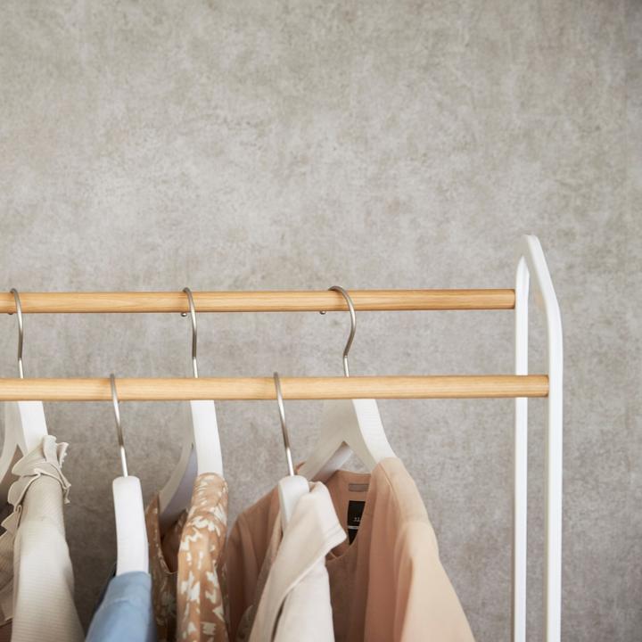 Actual product image Yamazaki Garderobe mit Rollen TOWER
