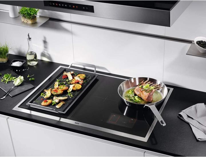 Actual product image AEG Plancha