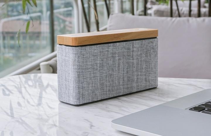 Actual product image Gingko Square (6 h, Rechargeable battery operated)