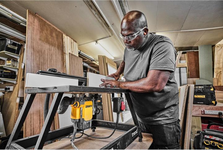 Image du produit DeWalt Défonceuse