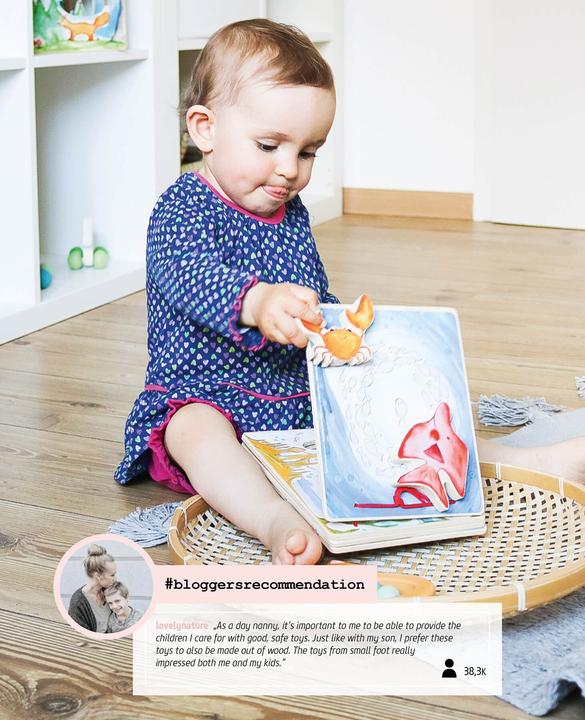 Actual product image small foot Picture book underwater world (German)