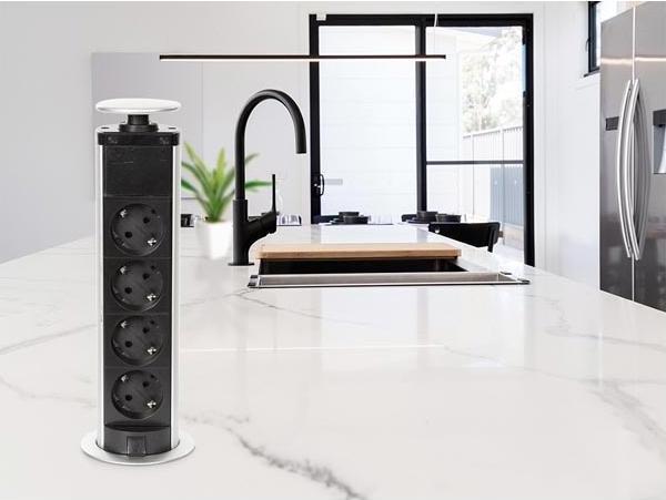 Actual product image Perel 4-Fold Socket Tower - Retractable - Protective Contact (German System) (4 x, 1.40 m)