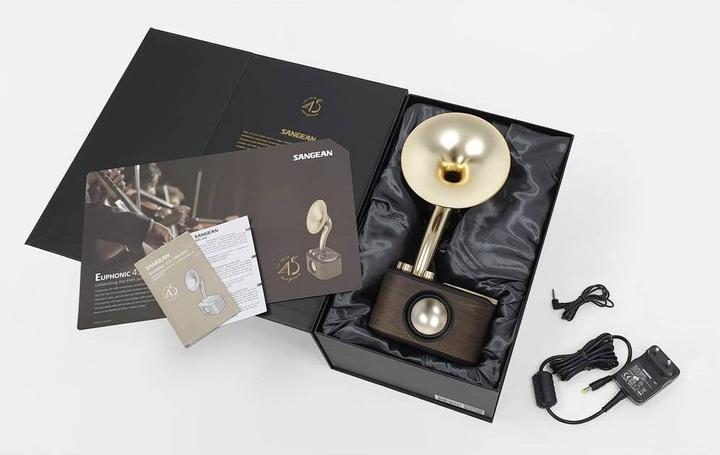Produktbild Sangean WR-45X Gold Radio VHF (FM) AUX, Bluetooth Oplaadbaar Zwart, Goud (FM, VHF, Bluetooth)