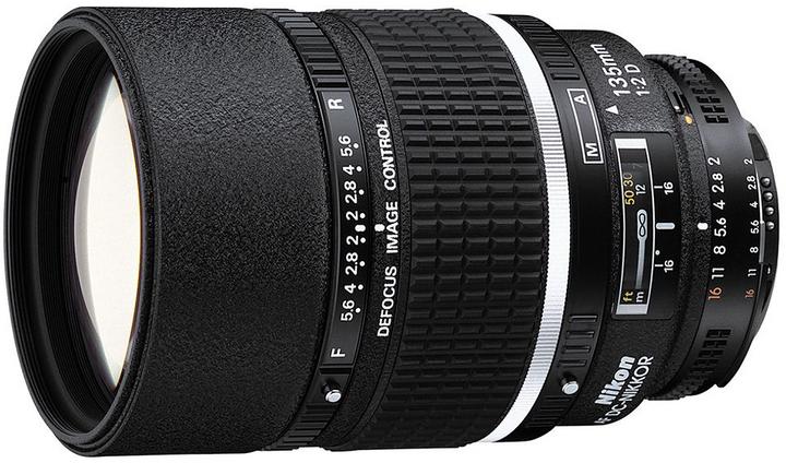 Produktbild Nikon AF Nikkor 135mm f/2D DC (Nikon F, Vollformat)
