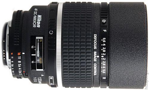 Produktbild Nikon AF Nikkor 135mm f/2D DC (Nikon F, Vollformat)