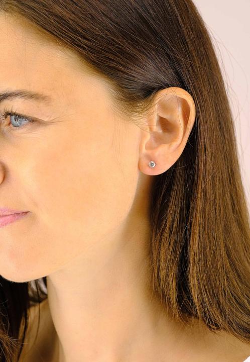 Actual product image Muau Stud earrings (White gold 750)