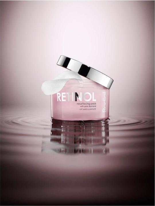 Image du produit Rodial - Pink Diamond Pads Resurfacing Retinol (50 ml)