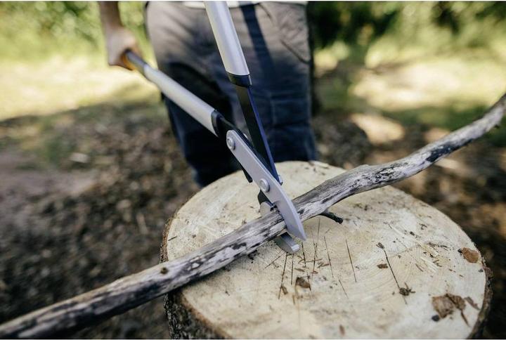 Actual product image Fiskars PowerGearX LX99L