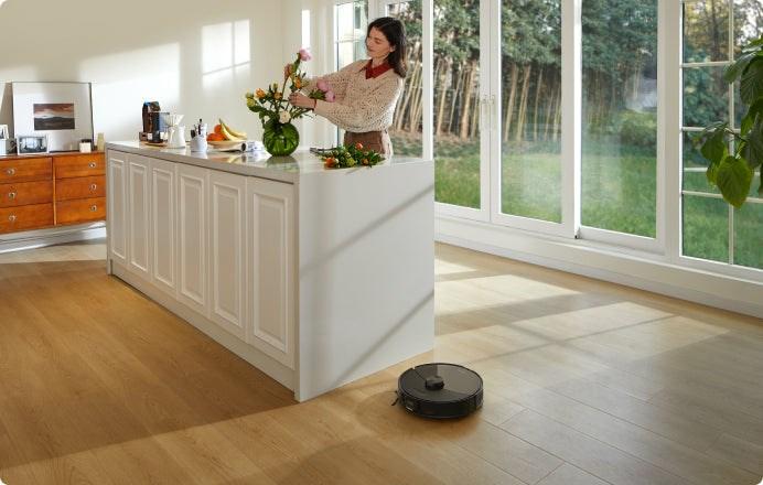 Actual product image Roborock S8 MaxV Ultra (Vacuum mopping robot)