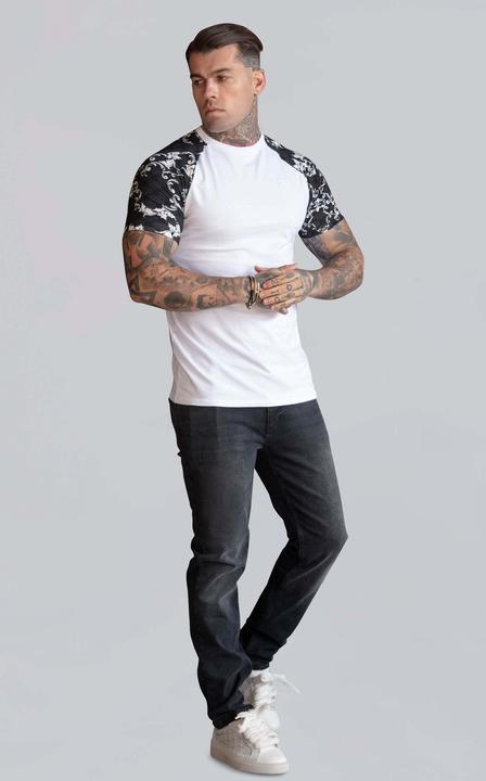 Actual product image Siksilk Venetian T-shirt (S)