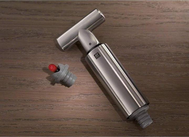 Actual product image Zwilling Sommelier vacuum pump with pin (Wine pump)