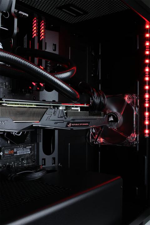 Produktbild Mifcom SAVAGE - ZGS Edition - refurbished (Intel Core i7-7700K, 16 GB, 250 GB, GeForce GTX 1080)