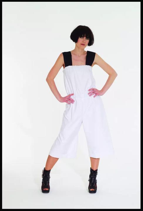 Produktbild DIY Couture Einfach nähen ohne Schnittmuster (Deutsch, Rosie Martin, 2013)