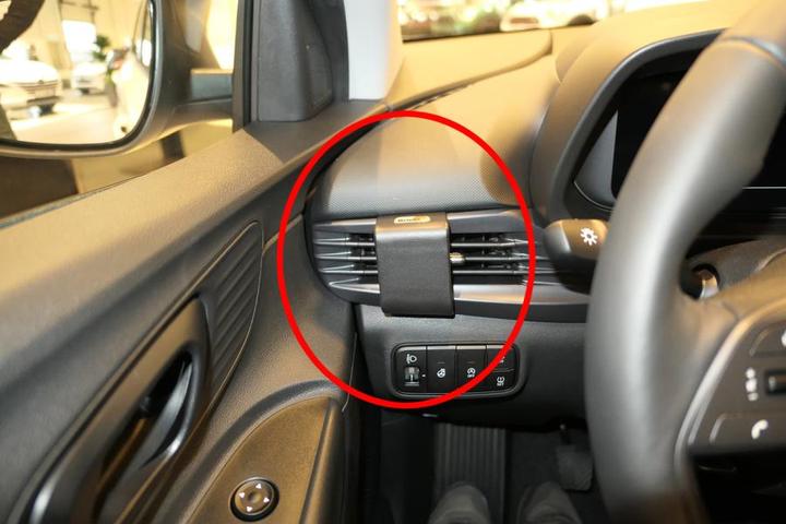 Brodit ProClip Hyundai i20 Bj. 21