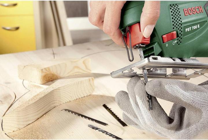 Produktbild Bosch Home & Garden Pst 700 E