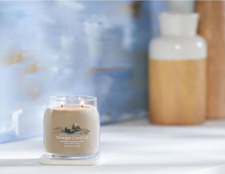 Produktbild Yankee Candle Amber & Sandalwood mittel (368g) (368 g)