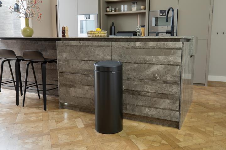 Image du produit Brabantia Touch Bin New (30 l)