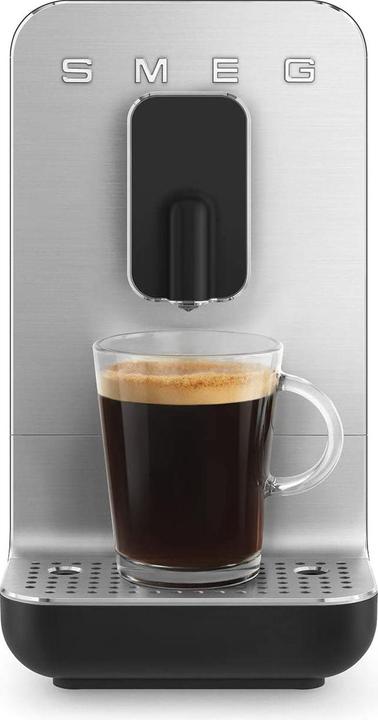 Actual product image Smeg BCC02BLMEU (EU plug)