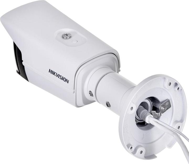 Actual product image Hikvision Bullet IR DS-2CD2T45G0P-I 4MP (2688 x 1520 pixels)