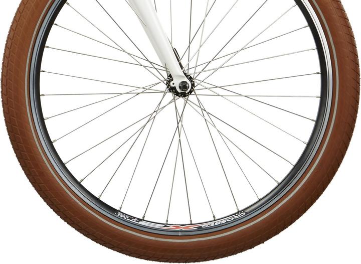 Actual product image Serious Unrivaled 8 cream (56 cm)