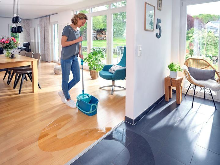 Productafbeelding Leifheit CLEAN TWIST Ergo Disc Mop Set (1 Pcs.)