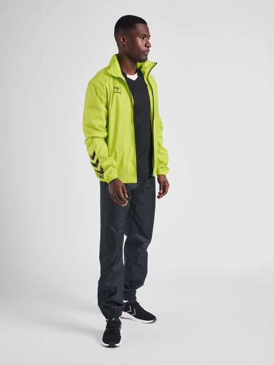 Actual product image hummel Core Xk Spray Jacket (L)