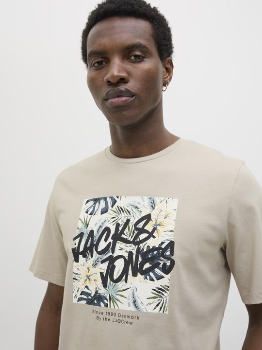 Actual product image Jack & Jones Jjhawaii Shape Tee Ss Crew Neck Ln (S)