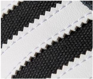 Produktbild adidas Matchcourt (45 1/3)