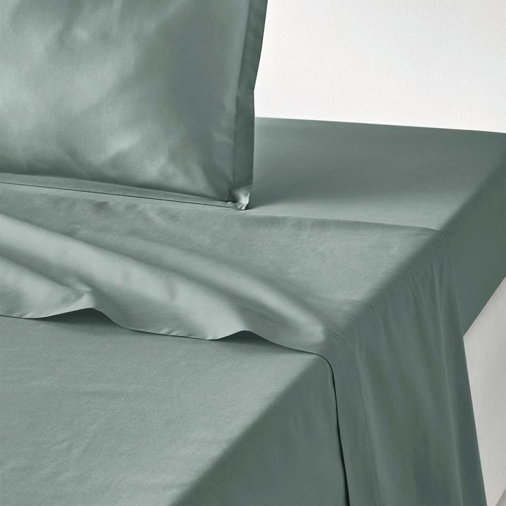 Gris-vert