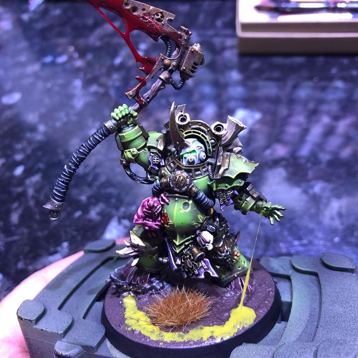 Actual product image Games Workshop Warhammer 40k - Death Guard Typhus : Typhus - Héraut du Dieu de la Peste (Plastic)
