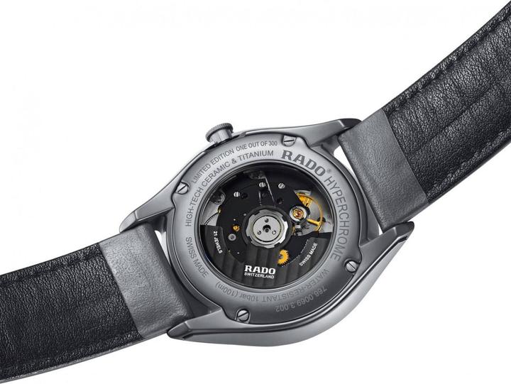 Produktbild Rado HyperChrome Ultra Light (Analoguhr, 43 mm)