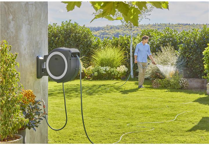 Productafbeelding Gardena Snoerloze wandslangenbox PowerRoll XL 18V set wit 35 m (35 m)