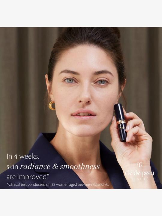 Actual product image Clé De Peau Concealer No. 02 (2 - Ocher)