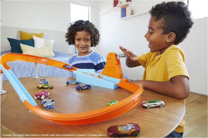 Actual product image Hot Wheels Rapid Raceway Champion Play Set