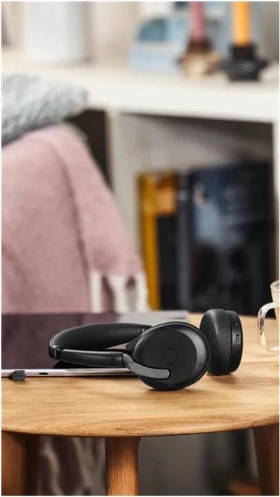 Actual product image Jabra Evolve2 65 Flex UC (Wireless, Cable, USB-A)
