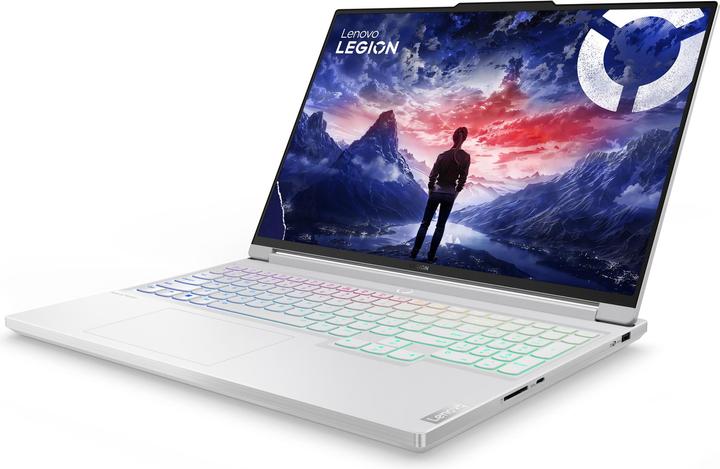 Image du produit Lenovo 7 (16", Intel Core i7-14700HX, 32 Go, 1000 Go, DE)