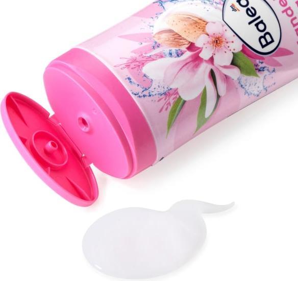 Produktbild dm Balea Cremedusche (300 ml)