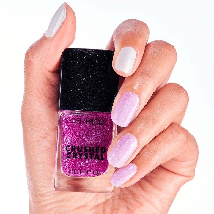 Actual product image Catrice Crushed Crystal Effect Top Coat (Amethyst aura, Top coat)
