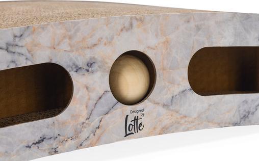 Produktbild Designed by Lotte Karton Kratzspielzeug Suvi (9 cm, Beige)